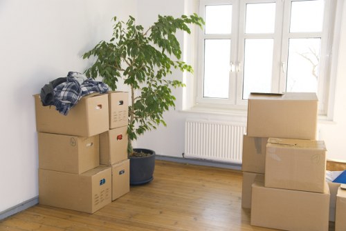 Packing and labelling equipment for commercial relocations in Belgium
