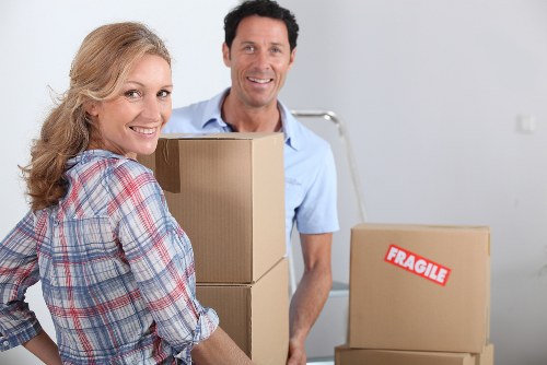 Local moving truck for apartments and offices in Belgium